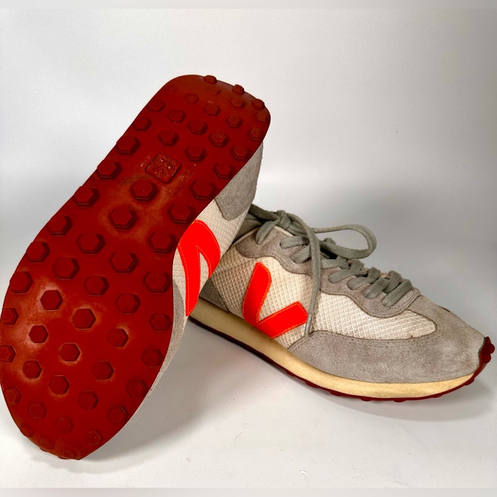 Veja RIO BRANCO HEXAMESH GRAVEL ORANGE GREY Sneakers - Picture 13 of 13